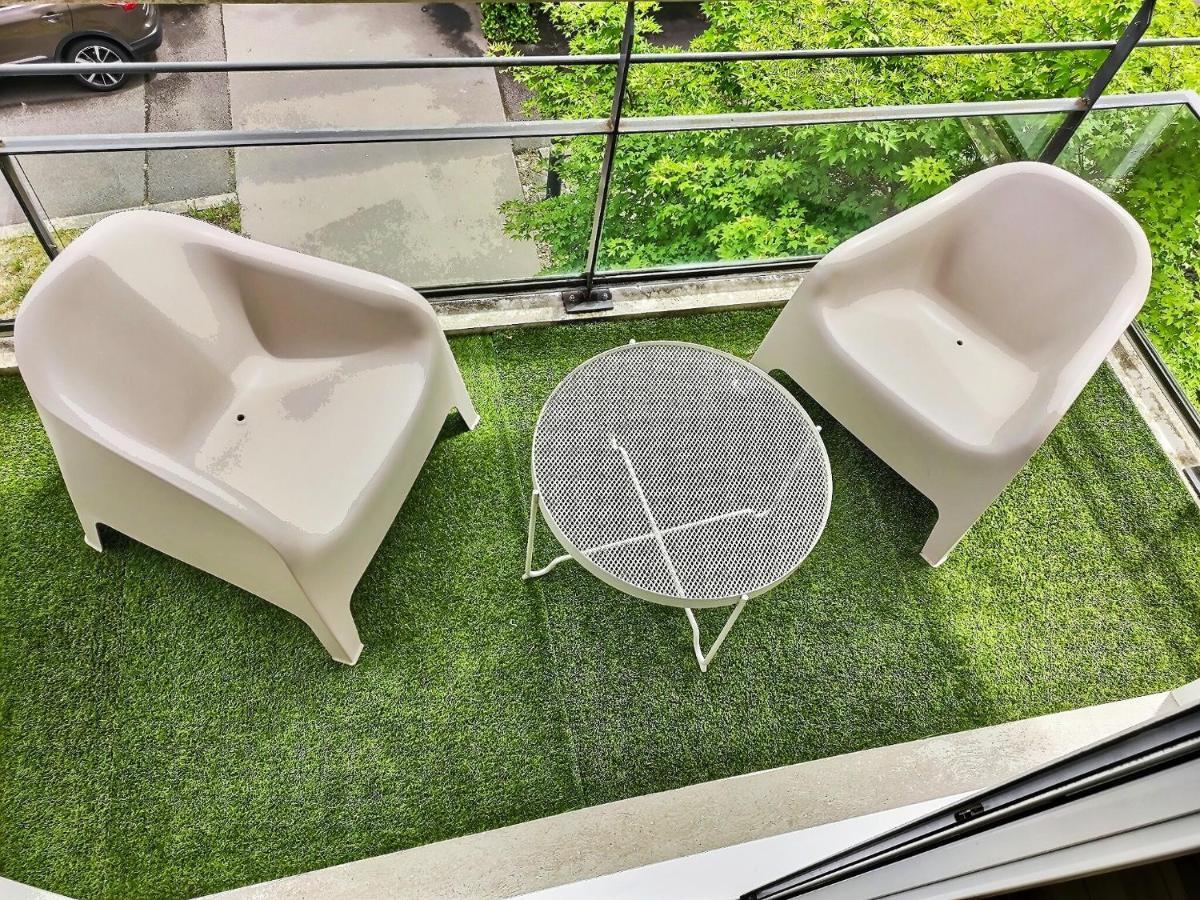 L'ebenisterie - Sublime Type 2 Lumineux - Grand Balcon Apartment *